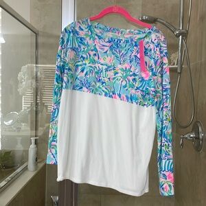 Lilly Pulitzer Finn top size XS.  New with tags Finn Top.  Bright colors.